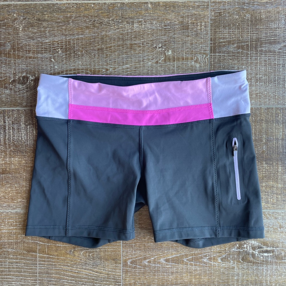 Lululemon bike shorts (no tag)